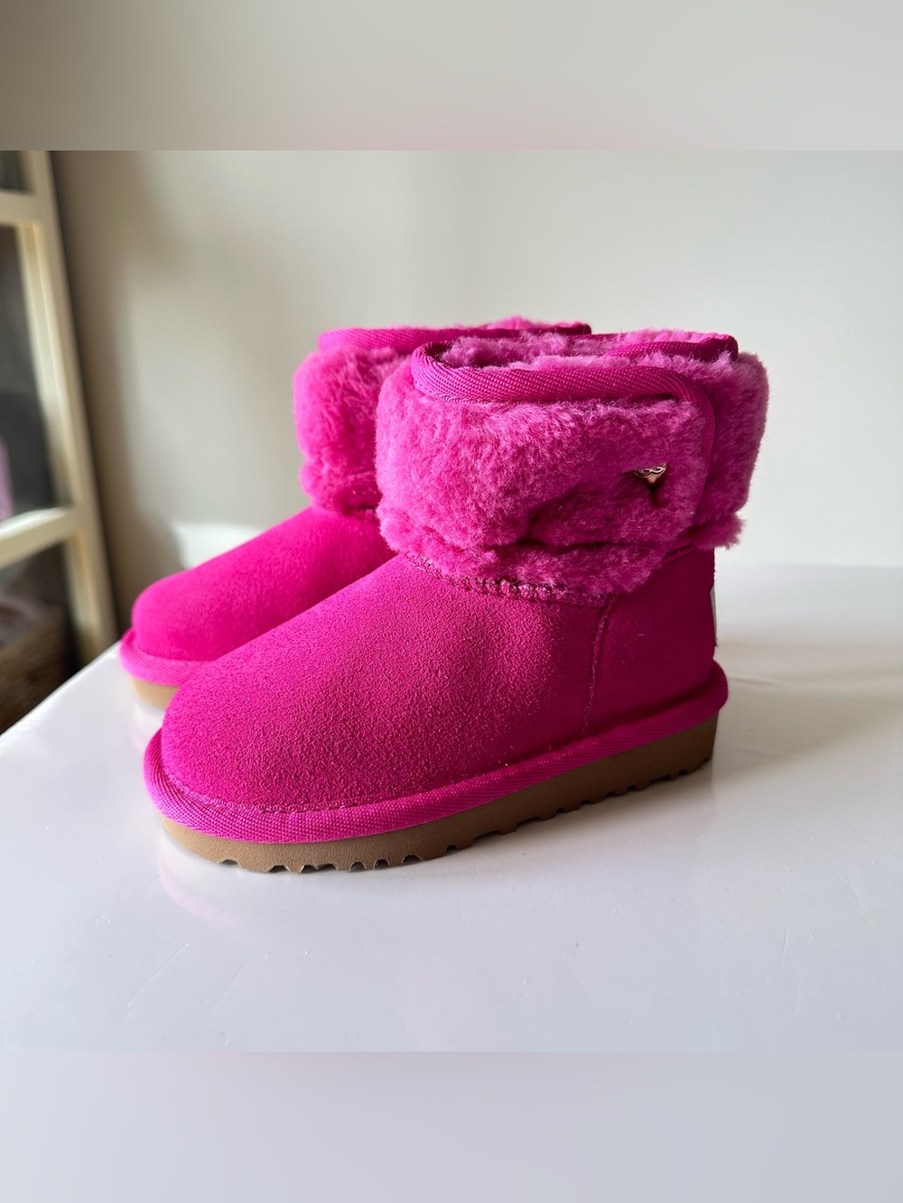 UGG Toddlers Australia Classic Jona Luxury Boot in Pink Suede Size 7